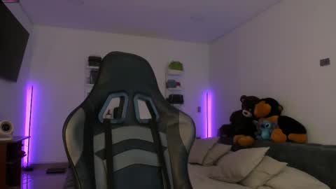      online show from 03/13/26, 02:40