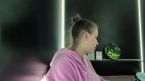 anet228 online show from 03/28/26, 06:07