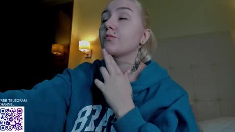 Snapshot of anet_dream chatting on 12/04/25, 06:27 Anet Dream online show from 12/04/25, 06:27