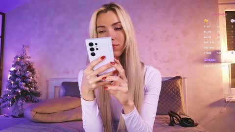 Anna online show from 12/25/24, 06:19