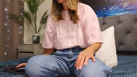 ange1ok online show from 03/22/26, 12:08