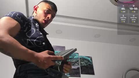 Angel online show from 05/30/26, 03:58
