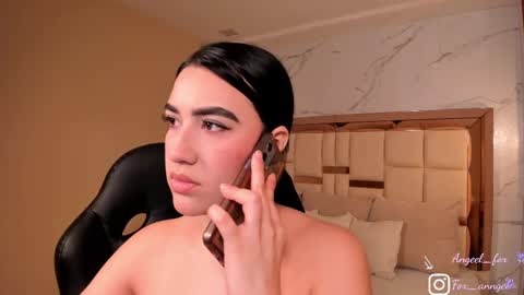 Angel  online show from 09/19/25, 04:47