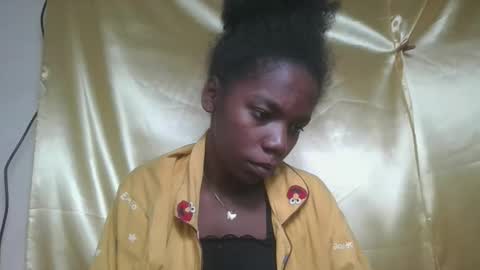 Snapshot of angeeliine chatting on 04/25/26, 04:48 angeeliine online show from 04/25/26, 04:48