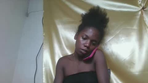Snapshot of angeeliine chatting on 04/26/26, 05:16 angeeliine online show from 04/26/26, 05:16