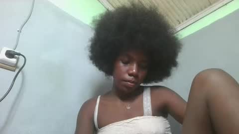 Snapshot of angeeliine chatting on 05/02/26, 11:26 angeeliine online show from 05/02/26, 11:26