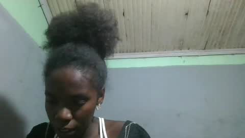 Snapshot of angeeliine chatting on 06/12/26, 10:36 angeeliine online show from 06/12/26, 10:36