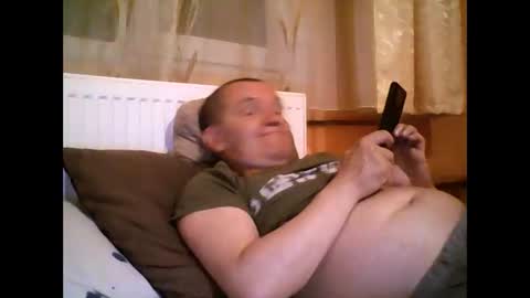 Angel online show from 04/25/26, 11:02