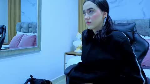 angel__kiss online show from 10/26/25, 11:38