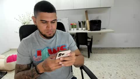 angel__tattoo online show from 05/23/26, 05:28