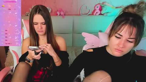 Ivanna and Jessica online show from 04/22/26, 06:16