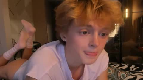 angel_andreww online show from 05/16/26, 04:50