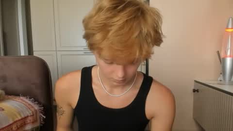 angel_andreww online show from 06/03/26, 10:07