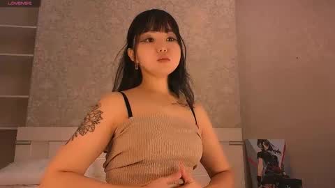 Snapshot of angel_asia_ chatting on 10/19/25, 10:16 angel_asia_ online show from 10/19/25, 10:16