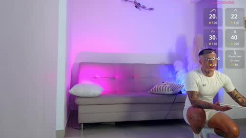 Snapshot of angel_boy01 chatting on 01/10/26, 03:58 angel_boy01 online show from 01/10/26, 03:58