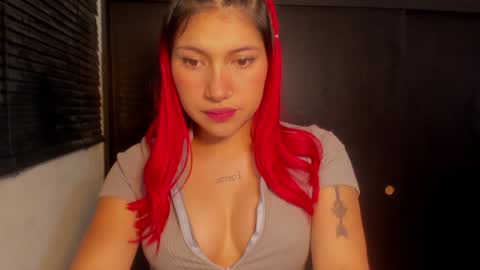 Angie indepent model online show from 12/18/24, 11:51
