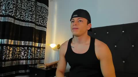 Snapshot of angel_cuervo chatting on 01/13/25, 12:35 Angel Cuervo online show from 01/13/25, 12:35