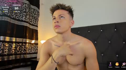 Snapshot of angel_cuervo chatting on 01/31/25, 12:40 Angel Cuervo online show from 01/31/25, 12:40