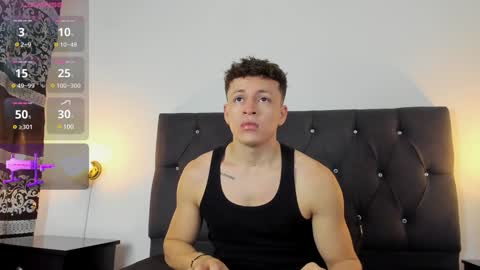 Snapshot of angel_cuervo chatting on 02/01/25, 12:47 Angel Cuervo online show from 02/01/25, 12:47