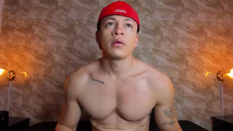 Snapshot of angel_cuervo chatting on 10/18/25, 12:28 Angel Cuervo online show from 10/18/25, 12:28