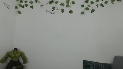 Angel Curl online show from 11/19/25, 09:48