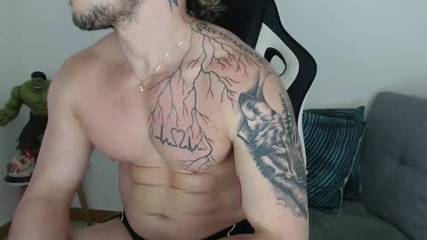 Angel Curl online show from 01/14/26, 07:52