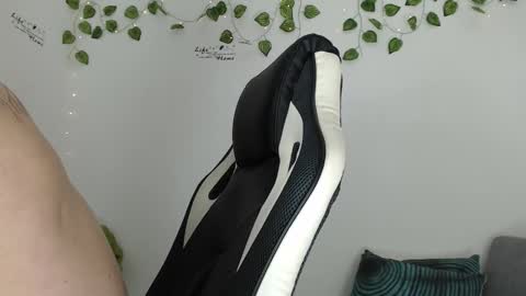 Angel Curl online show from 01/16/26, 08:13