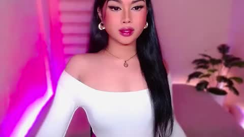 Angel online show from 05/19/26, 08:59