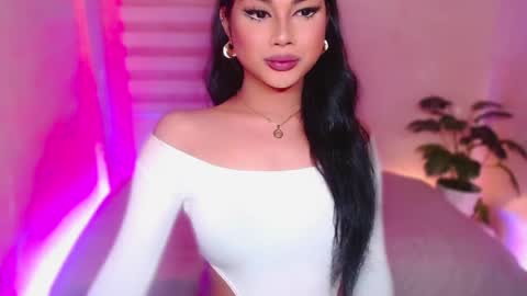 Angel online show from 06/18/26, 02:21
