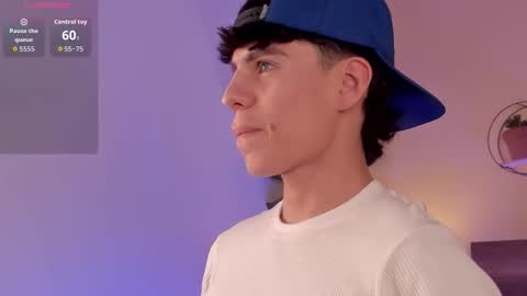 Snapshot of angel_eros_ chatting on 02/21/26, 08:32 Angel online show from 02/21/26, 08:32