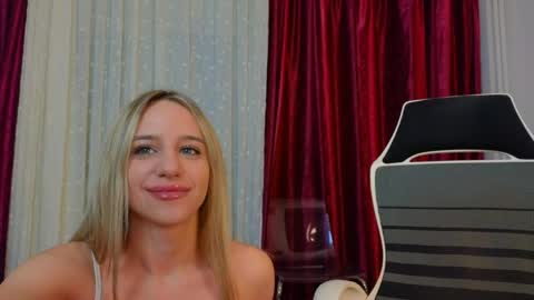 Gabriella online show from 04/20/26, 03:48