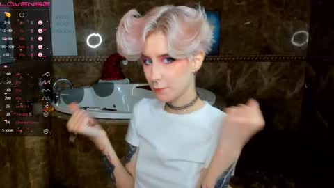 Angel Dust online show from 12/19/25, 01:01