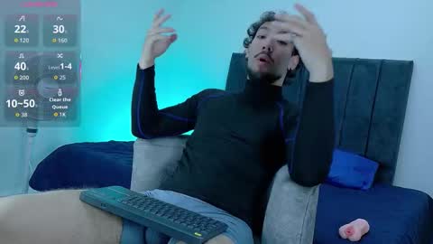 angel_kyrozz online show from 02/18/26, 07:10