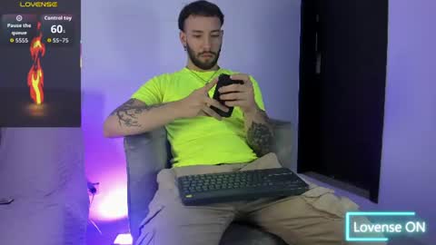 Snapshot of angel_kyrozz chatting on 06/19/26, 07:06 angel_kyrozz online show from 06/19/26, 07:06