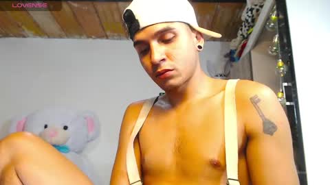 Angel online show from 04/23/26, 01:57