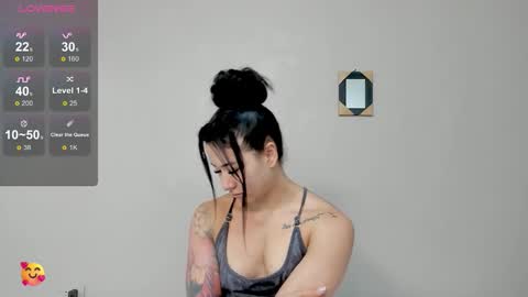 Angel online show from 09/22/25, 01:35