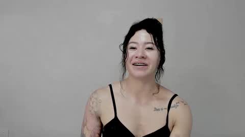 Angel online show from 10/22/25, 01:50