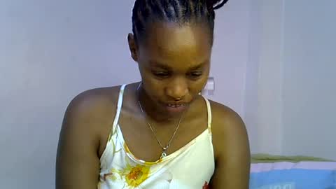 Snapshot of angel_mia5 chatting on 07/27/26, 03:52 angel_mia5 online show from 07/27/26, 03:52
