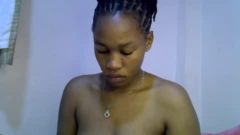 Snapshot of angel_mia5 chatting on 07/30/26, 02:32 angel_mia5 online show from 07/30/26, 02:32