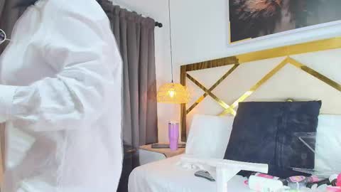 Nicolle  online show from 03/23/26, 11:25