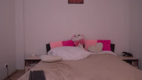 angel_quincy online show from 04/15/26, 05:03