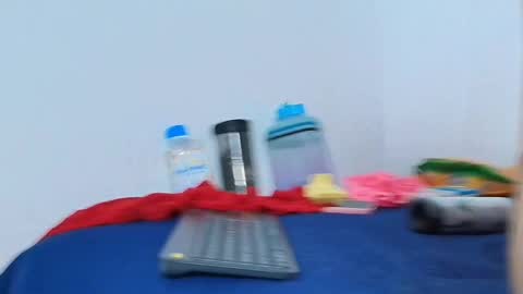 Snapshot of angel_red77 chatting on 02/19/25, 03:28 angel red77 online show from 02/19/25, 03:28