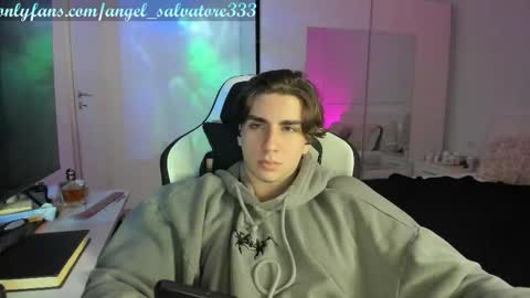 Snapshot of angel_salvatore333 chatting on 12/05/25, 07:43 Angel online show from 12/05/25, 07:43