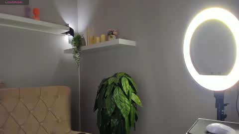 Snapshot of angel_sapphire_ chatting on 05/04/26, 09:16 Angel My schedule GTM2 Mon Tue Wen Thu Fri 0900am-0400pm online show from 05/04/26, 09:16