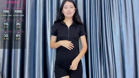 angel_soo online show from 11/11/25, 01:22