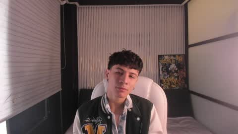 Angel online show from 04/09/26, 12:10