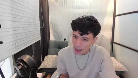 Angel online show from 04/16/26, 12:17