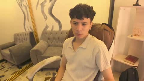 Angel online show from 04/18/26, 12:20