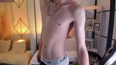 Angel online show from 04/26/26, 08:50