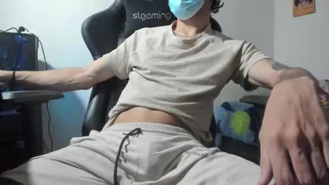 angel_straight online show from 11/13/25, 01:54